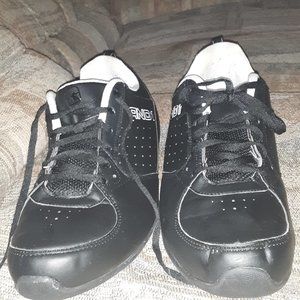 AND1 SNEAKERS SIZE 13